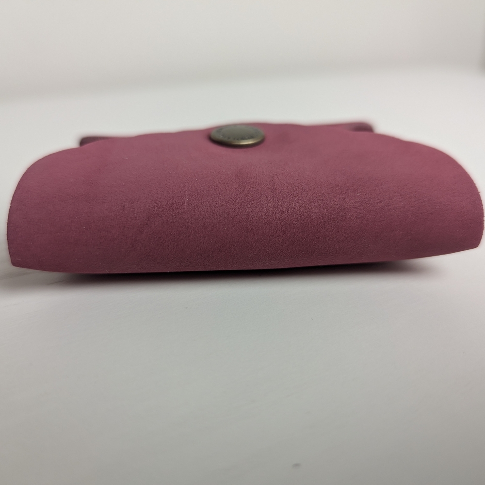 Portland Leather Pink Scalloped Suede Card Wallet - Picture 6 of 13